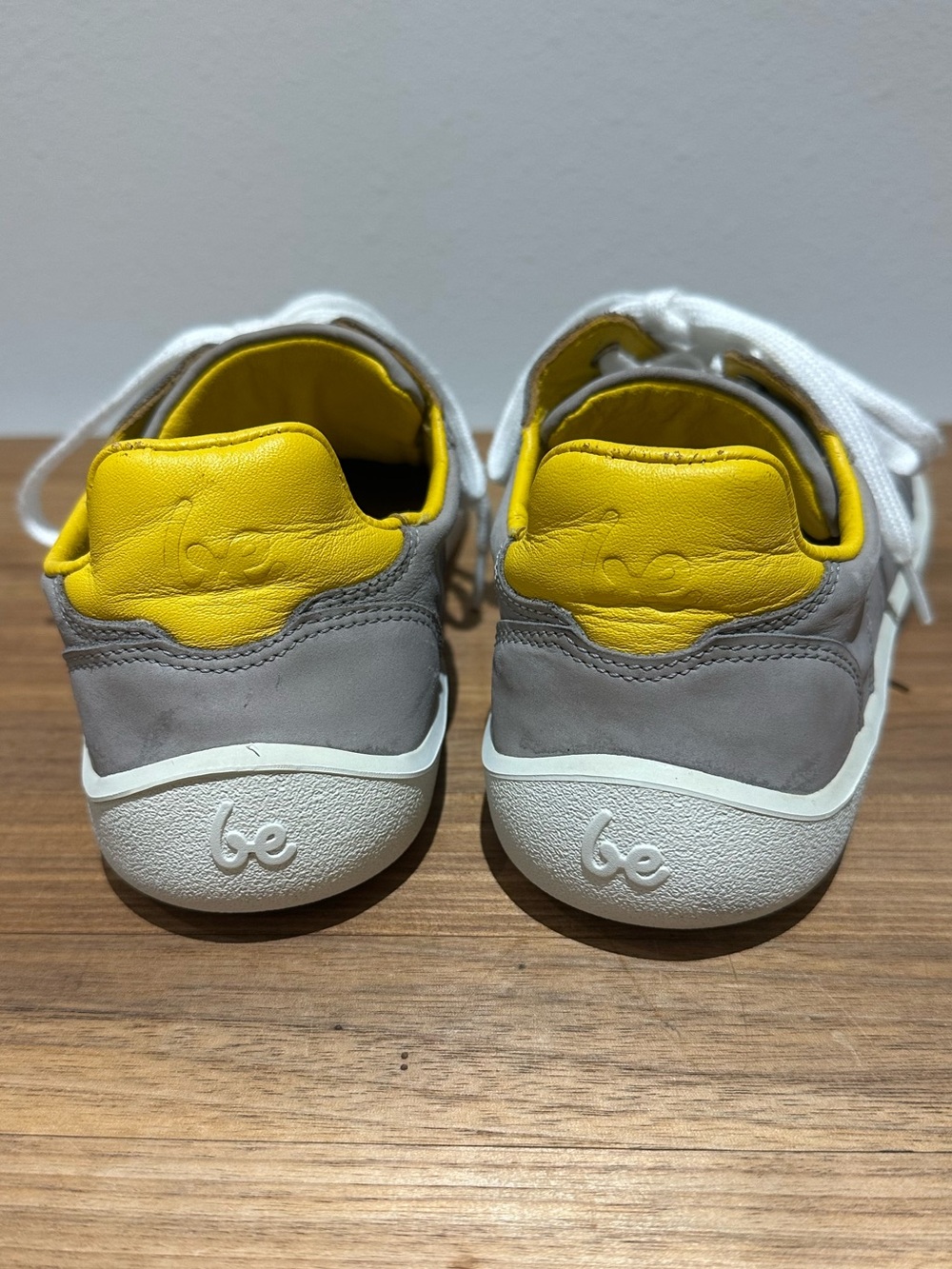 Be Lenka Brooklyn Sneaker, Grey & Yellow Leather, EU 38 - Picture 8 of 11